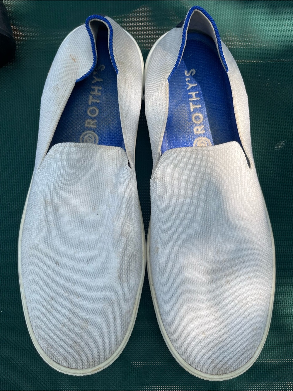 Rothy's Men's Slip-On Sneaker in White with Blue Insole Sz 10, needs wash